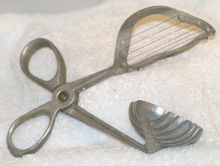 Scissor Action Aluminum Egg Slicer from Germany in 1930s. - Click Image to Close