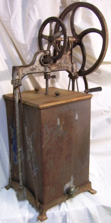 Antique Dazey Hand Crank Butter Churn, circa 1917