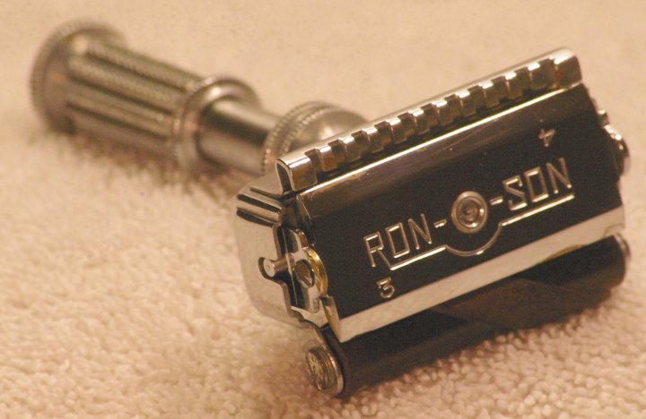 Ronson Razor, Double Edge, Self Stropping, from 1931