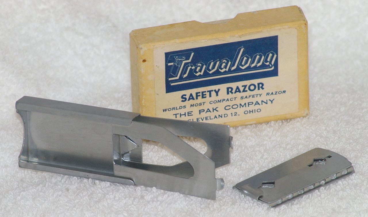 Travalong Safety Razor Compact Travel Razor from 1944