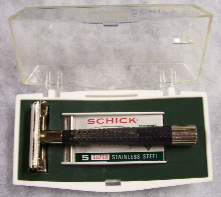 Schick Safety Razor with case from about 1955