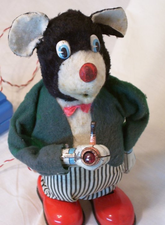 SAN Japan Smoking Panda, Bear from 1950s