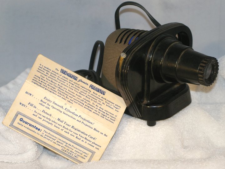 Working Sawyers Viewmaster Junior Projector from 1950s