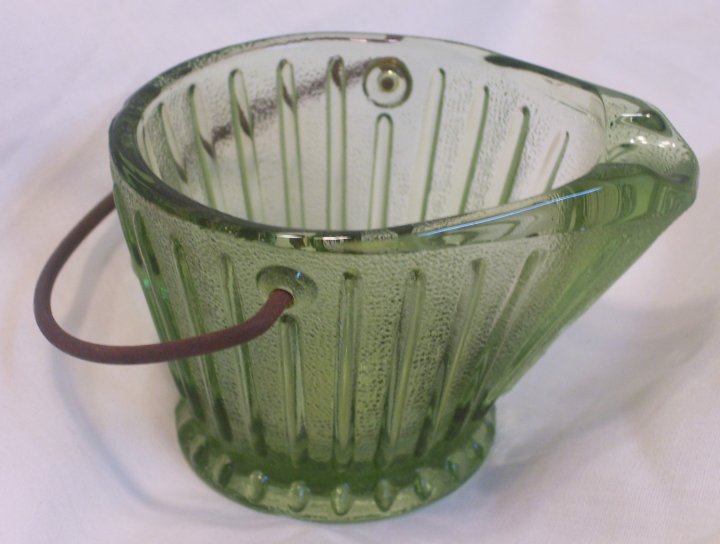Green glass watering bucket with metal handle Vintage green glass coal bucket ashtray