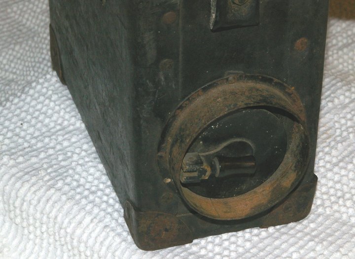 C&O Railroad Crank Field Telephone from early 1900s - Click Image to Close