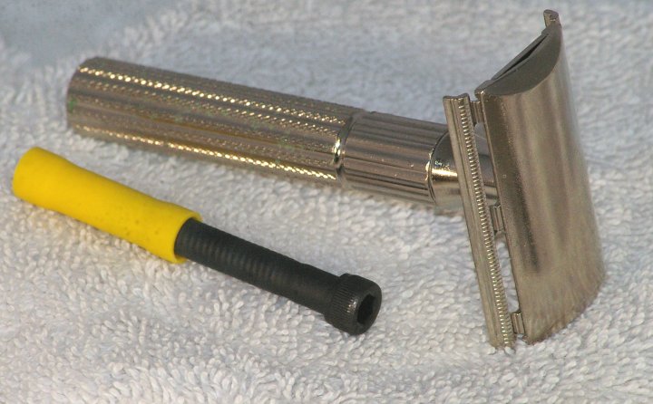 Gillette Psycho Institutional Razor from England in 1952