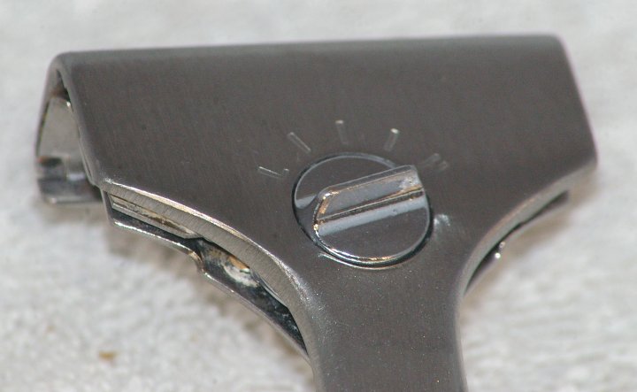 PAL Clone of a Schick Adjustable Razor from 1962 - Click Image to Close