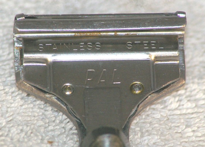 PAL Clone of a Schick Adjustable Razor from 1962 - Click Image to Close