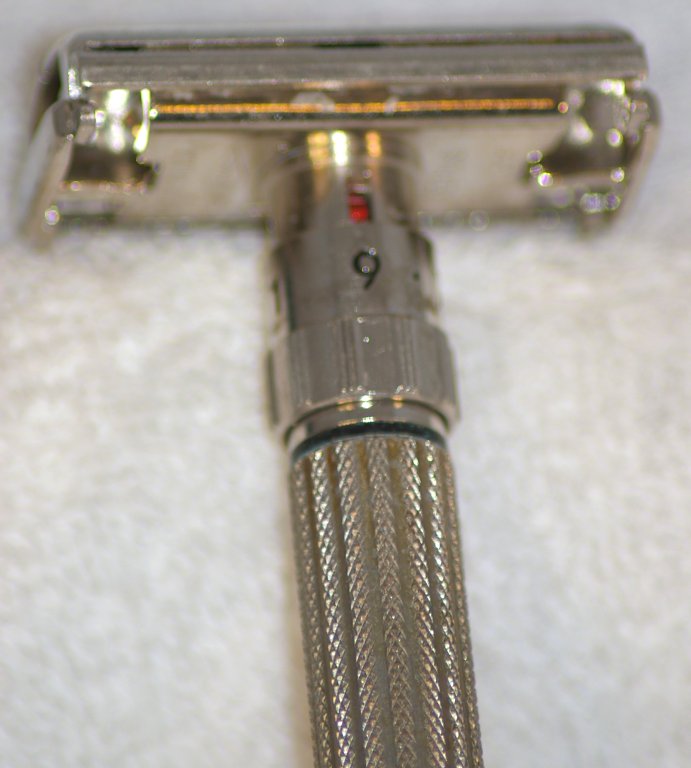 Gillette Fat Boy Adjustable Razor with Case E2 from 1959 - Click Image to Close