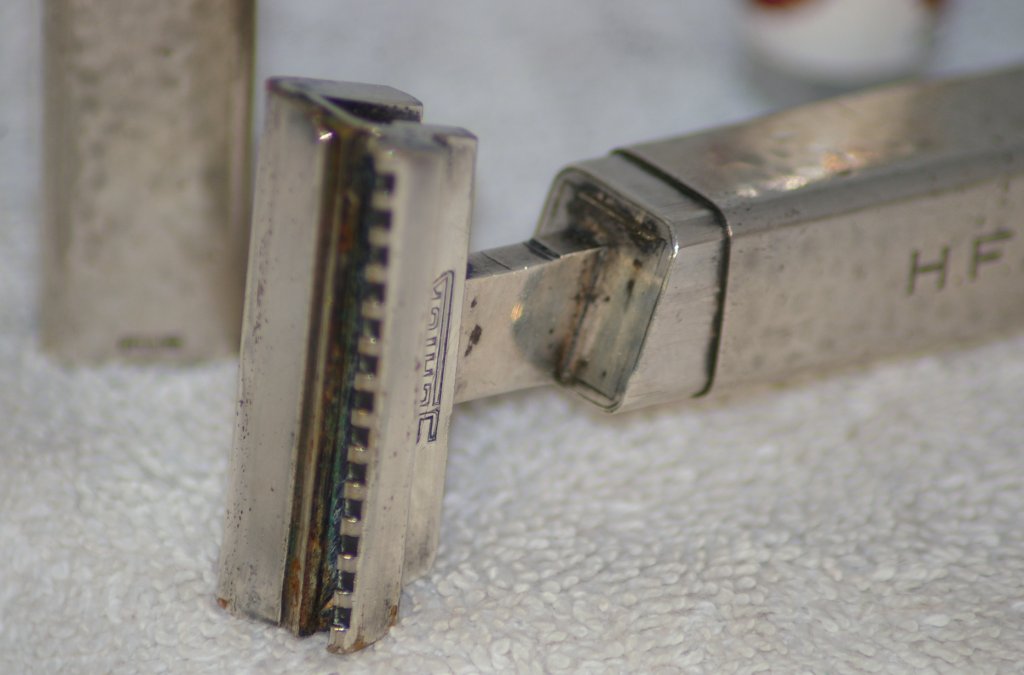Schick Type B3, Sterling Silver Repeating Razor from 1927