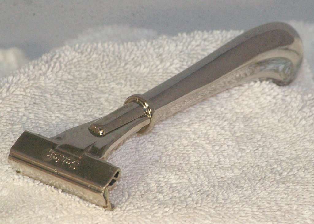 Schick Paul Revere razor from 1973
