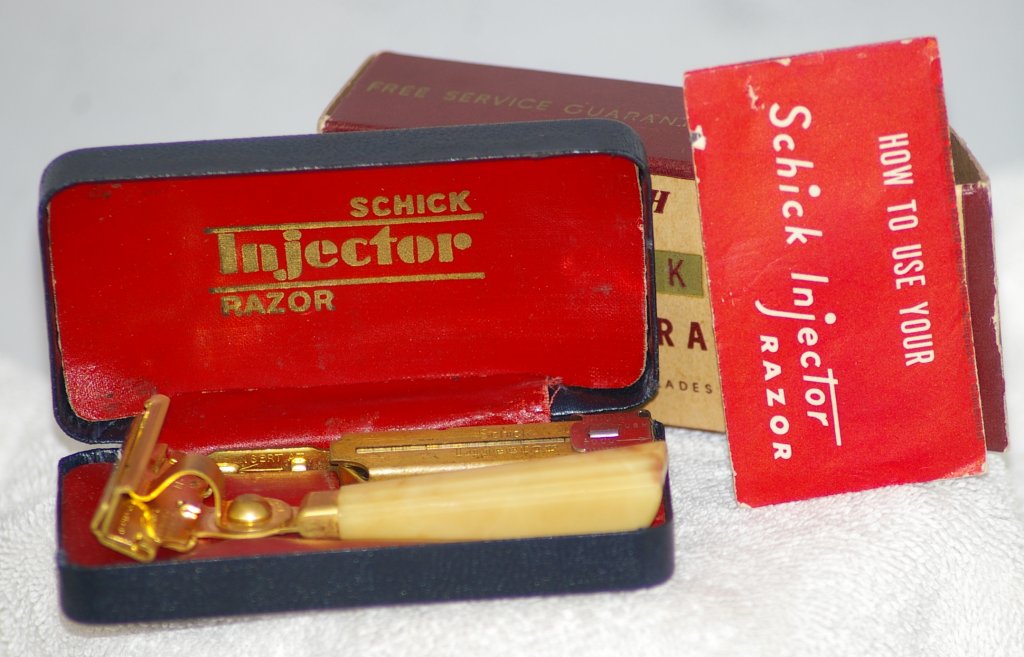 Schick Injector Razor, Type G1 in Case from 1946