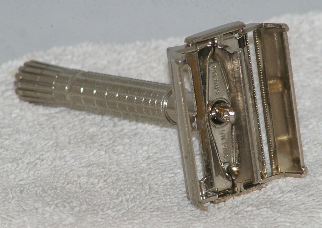 Gillette Flare Tip Super Speed Razor from 1956 Gillette Flare Tip Super Speed Razor from 1956