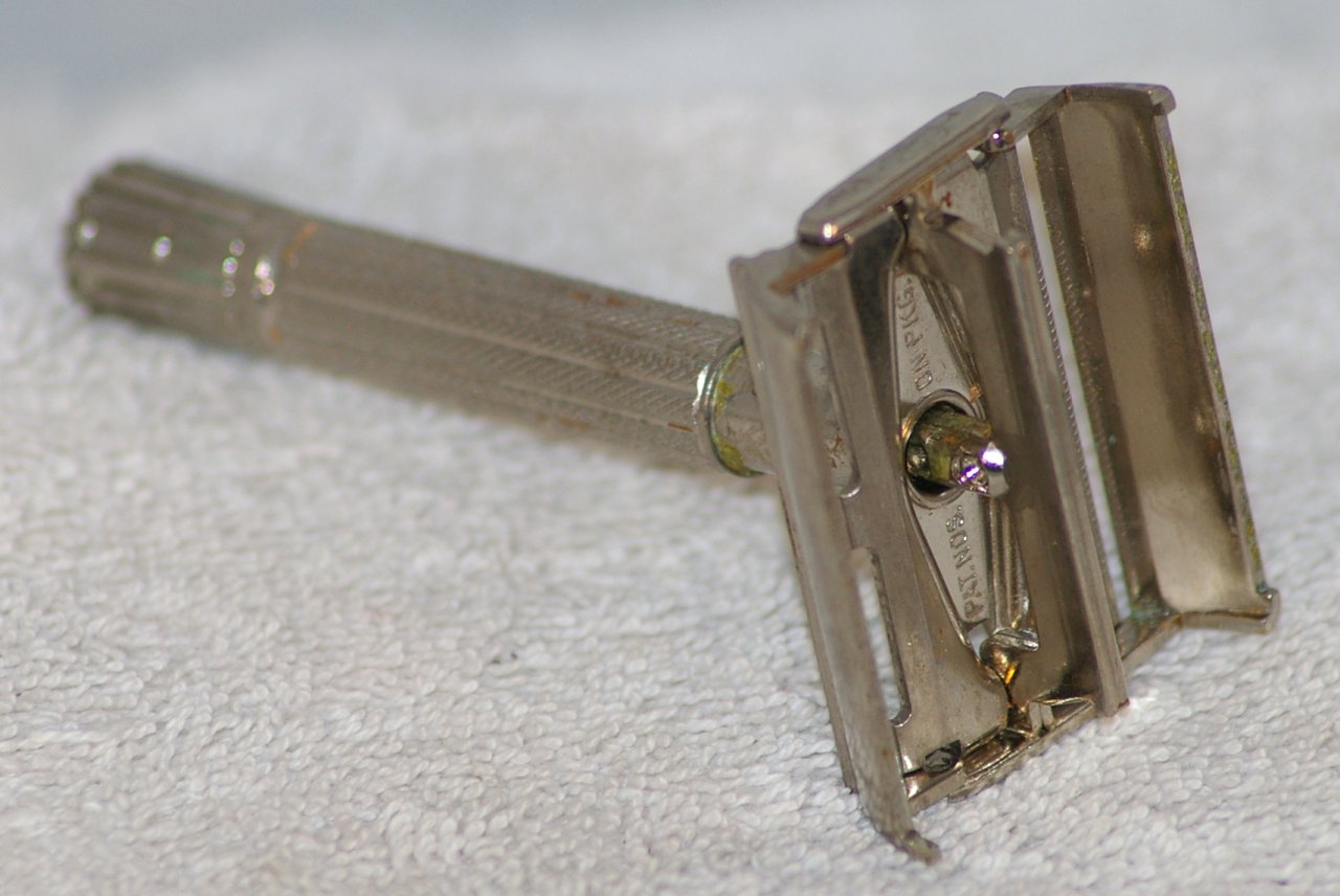 Gillette Super Speed TV Special Safety Razor from 1958 Gillette Super Speed TV Special Safety Razor from 1958