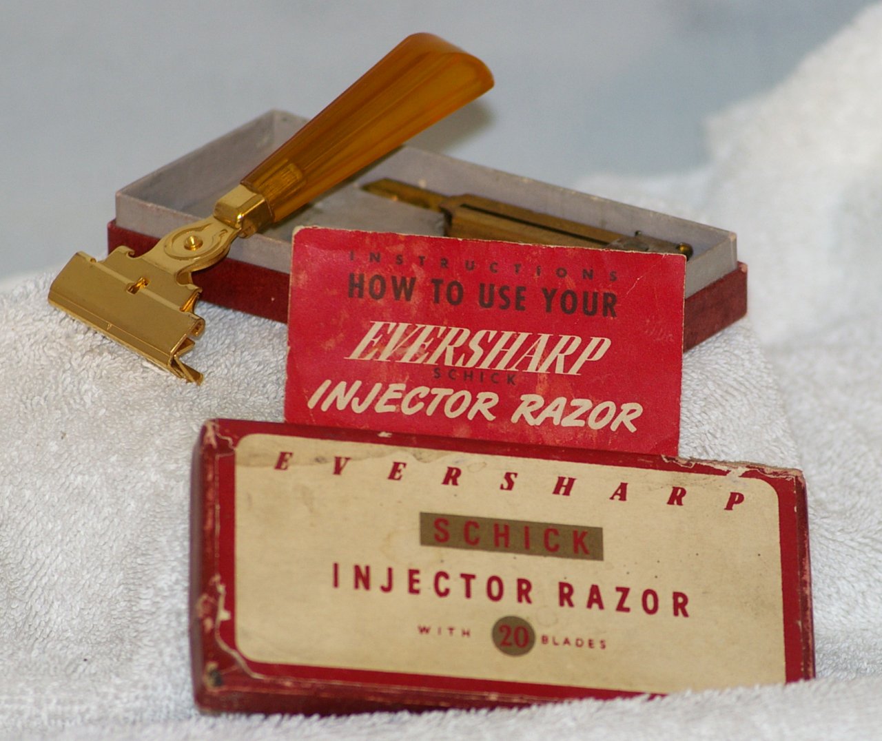 Schick Injector Razor, type G6, 1950 - Click Image to Close