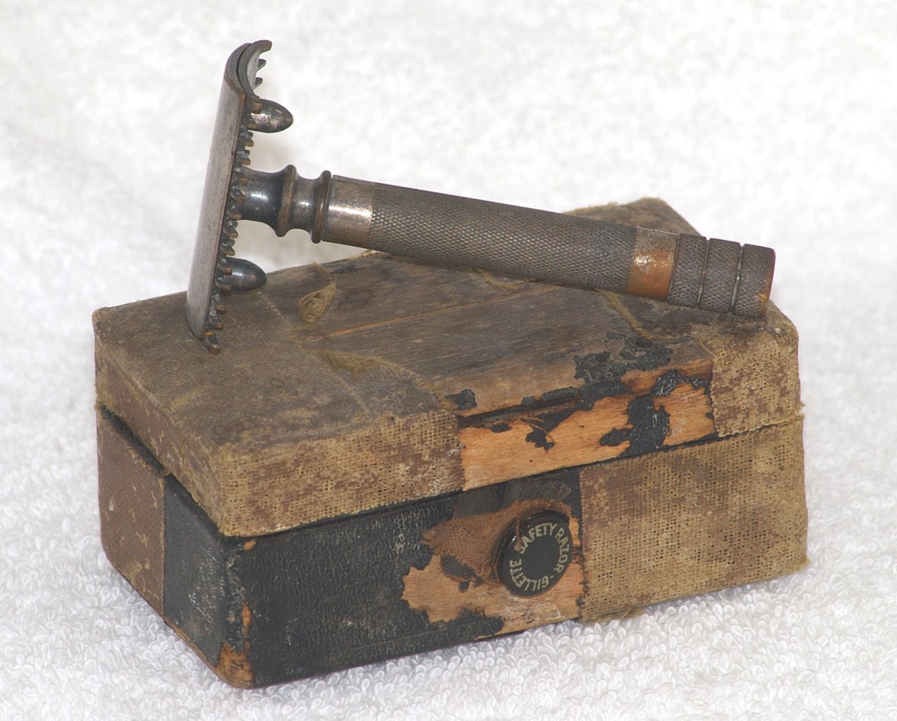 Gillette Double Ring Safety Razor from 1905 Gillette Double Ring Safety Razor from 1905