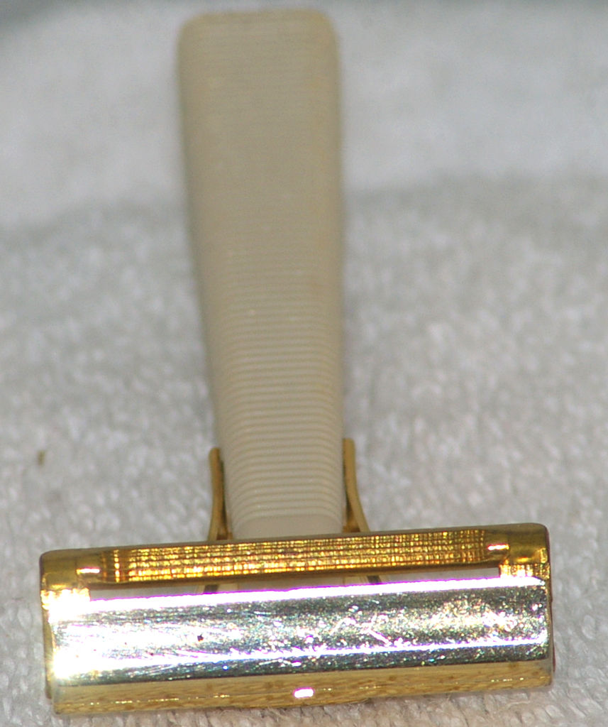 Schick Injector Razor, Type I1, about 1955 - Click Image to Close