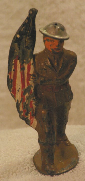 Lead Soldier - Barclay, Flag Bearer, B7 701, from 1940 Lead Soldier - Barclay, Flag Bearer, B7 701, from 1940
