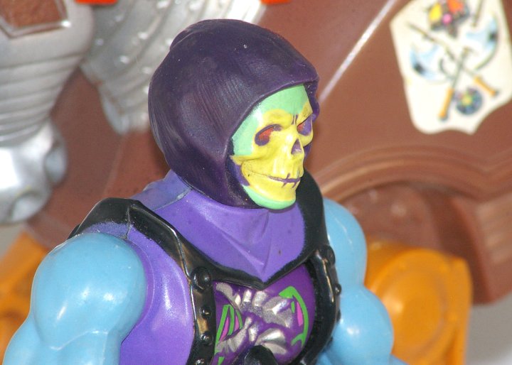 Masters of The Universe Battle Damage He-Man, Skeletor, and More